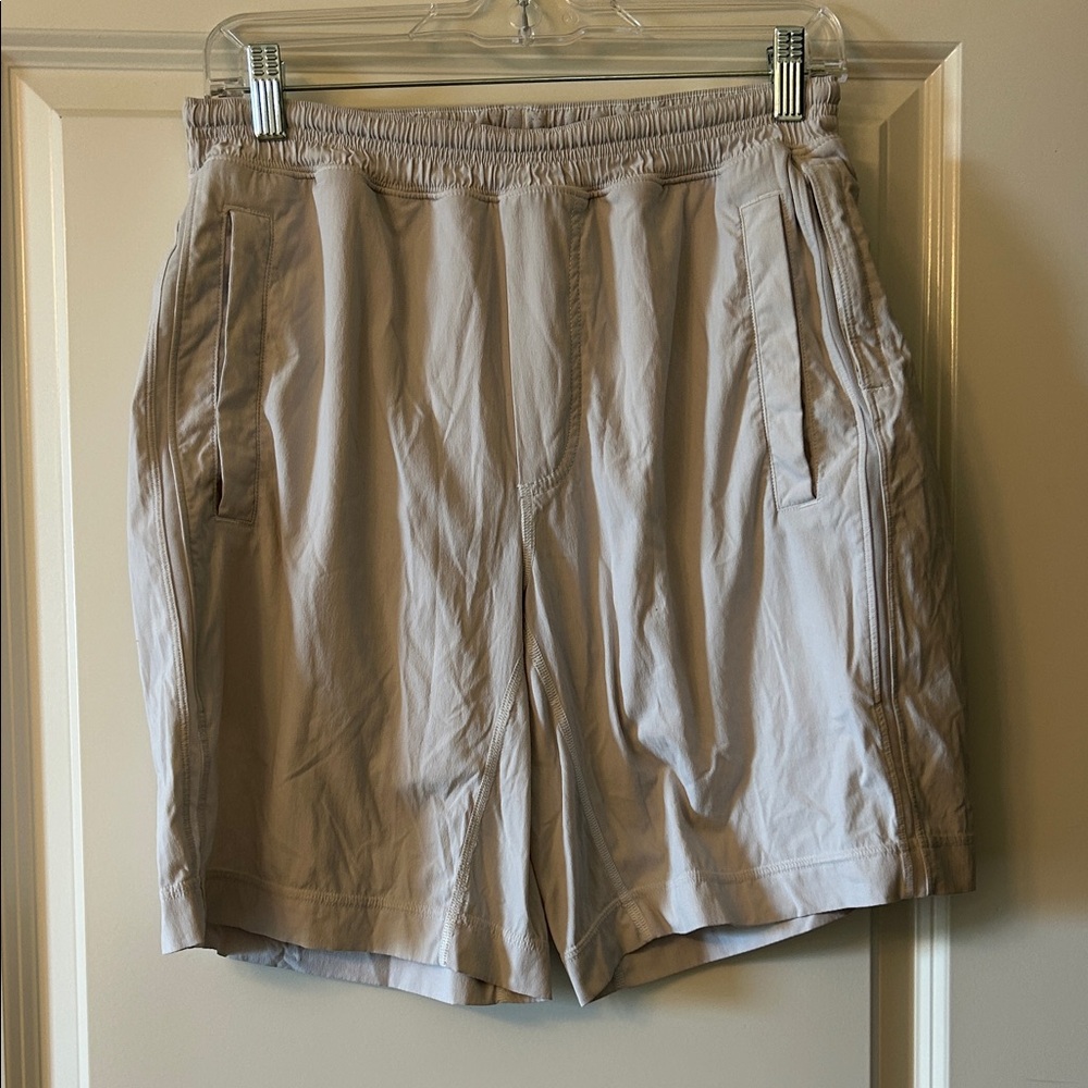 lululemon athletica Men's Gray Athletic Shorts
